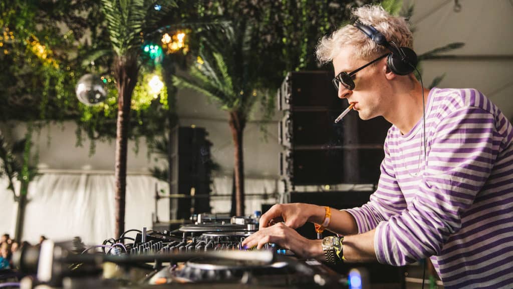 Denis Sulta - Never Be Sorry (For Who You Are)